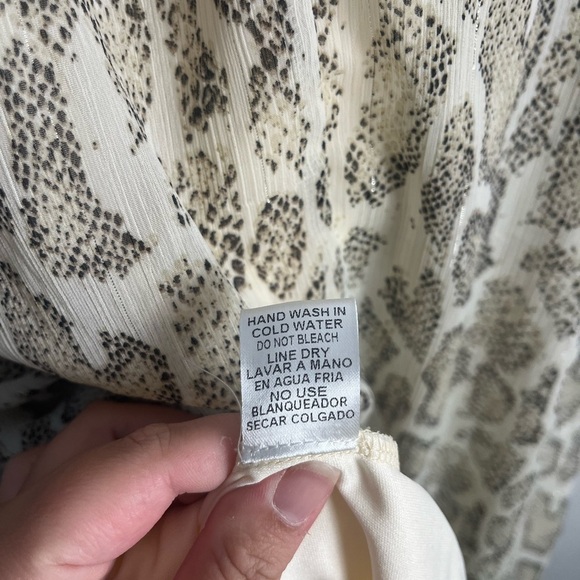 Vici Camino Snake Print Metallic midi Dress size large - Picture 7 of 7